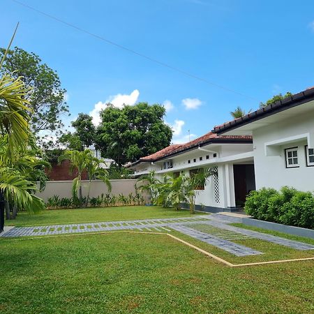 City Oasis 66 Negombo Bagian luar foto